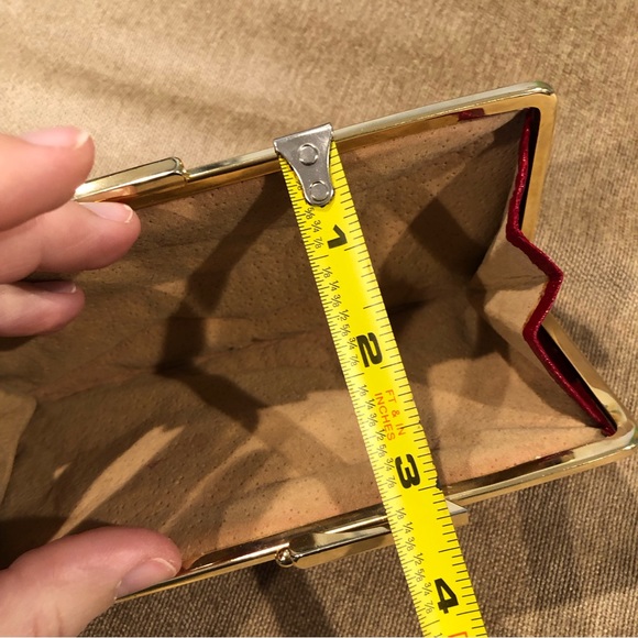 Vintage Red Leather Kisslock Wallet Purse - Picture 10 of 12